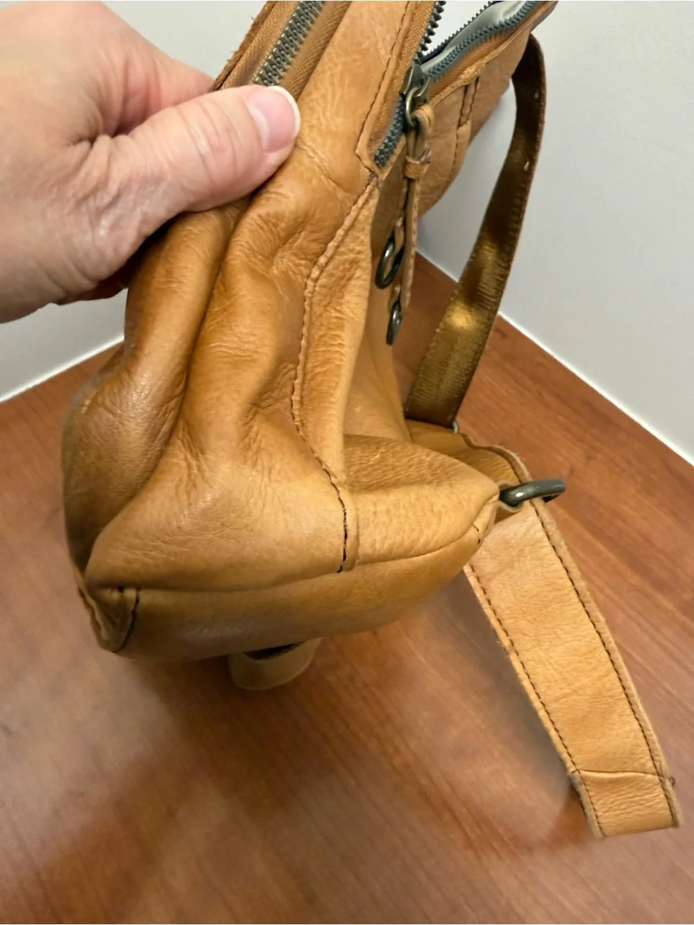 American Leather Co. Cleveland Midsized Backpack Brown Tan Leather